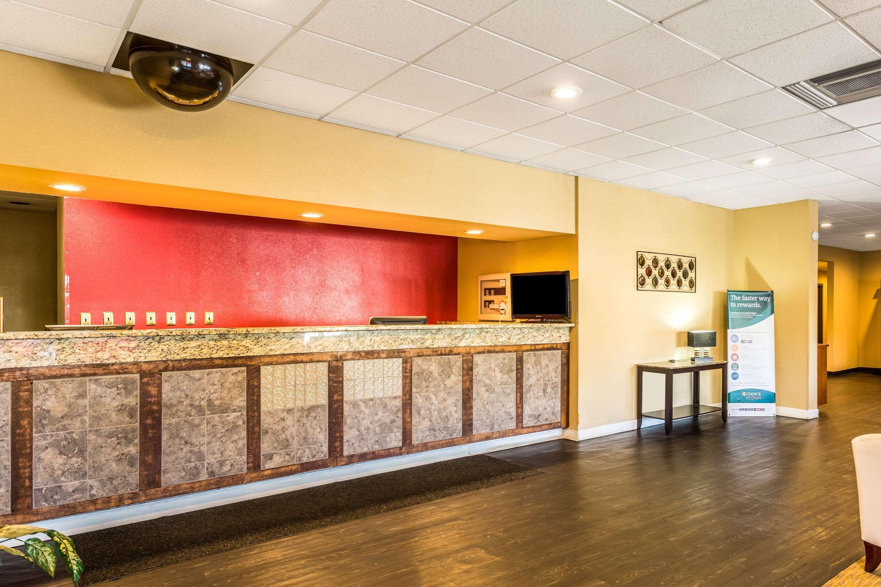 Econo Lodge - Oxmoor Birmingham Exterior photo